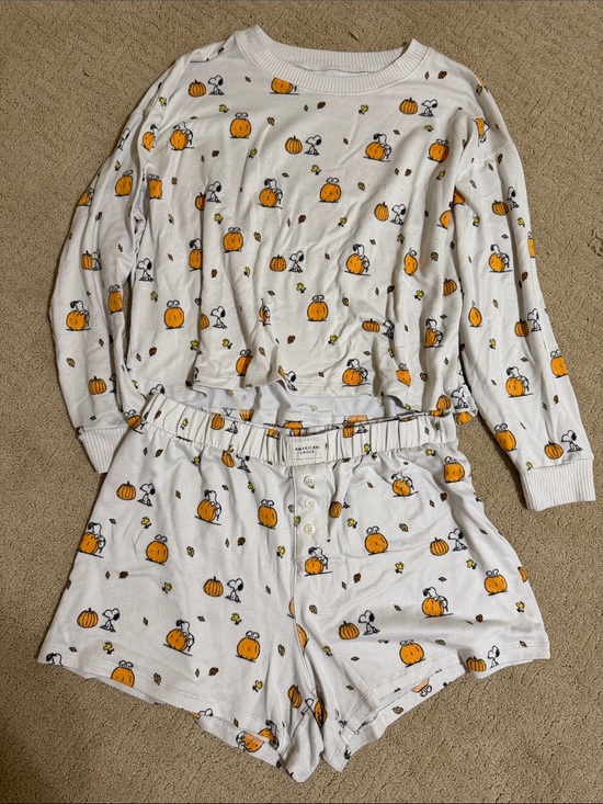 American Eagle Outfitters Other - American Eagle Outfitters White Pumpkin & Snoopy Print Pajama Set